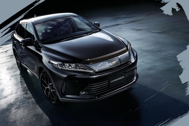 特別仕様車PREMIUM“Style NOIR”(ガソリン2WD車)
