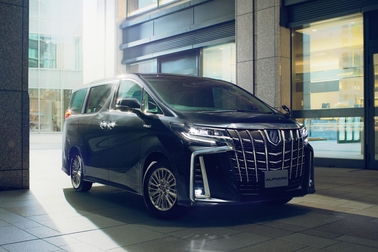 HYBRID SR“C パッケージ”(7人乗り・E-Four)